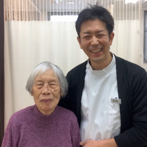 腰椎捻挫を整体と背術で治療した松戸市在住の患者様