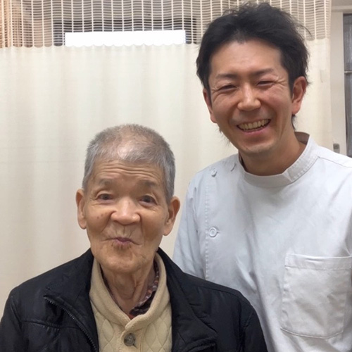 千葉県 松戸市在住。腰部•骨盤の歪みと両膝の痛み。整体によって改善された患者様